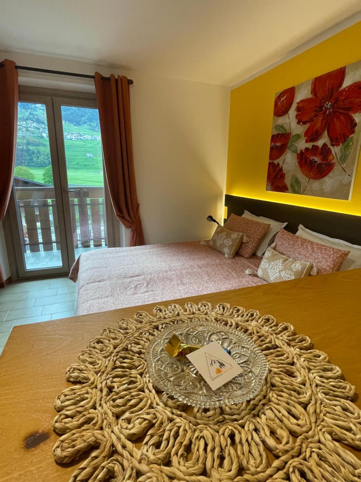 Residence S Lucia - Appartamenti Alle Porte Di Bormio Valdisotto Bagian luar foto